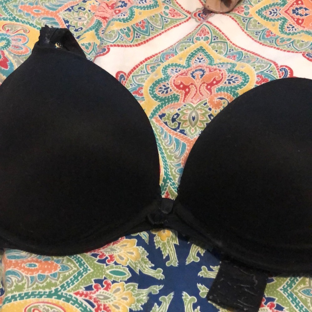 Black Victoria Secret Bra